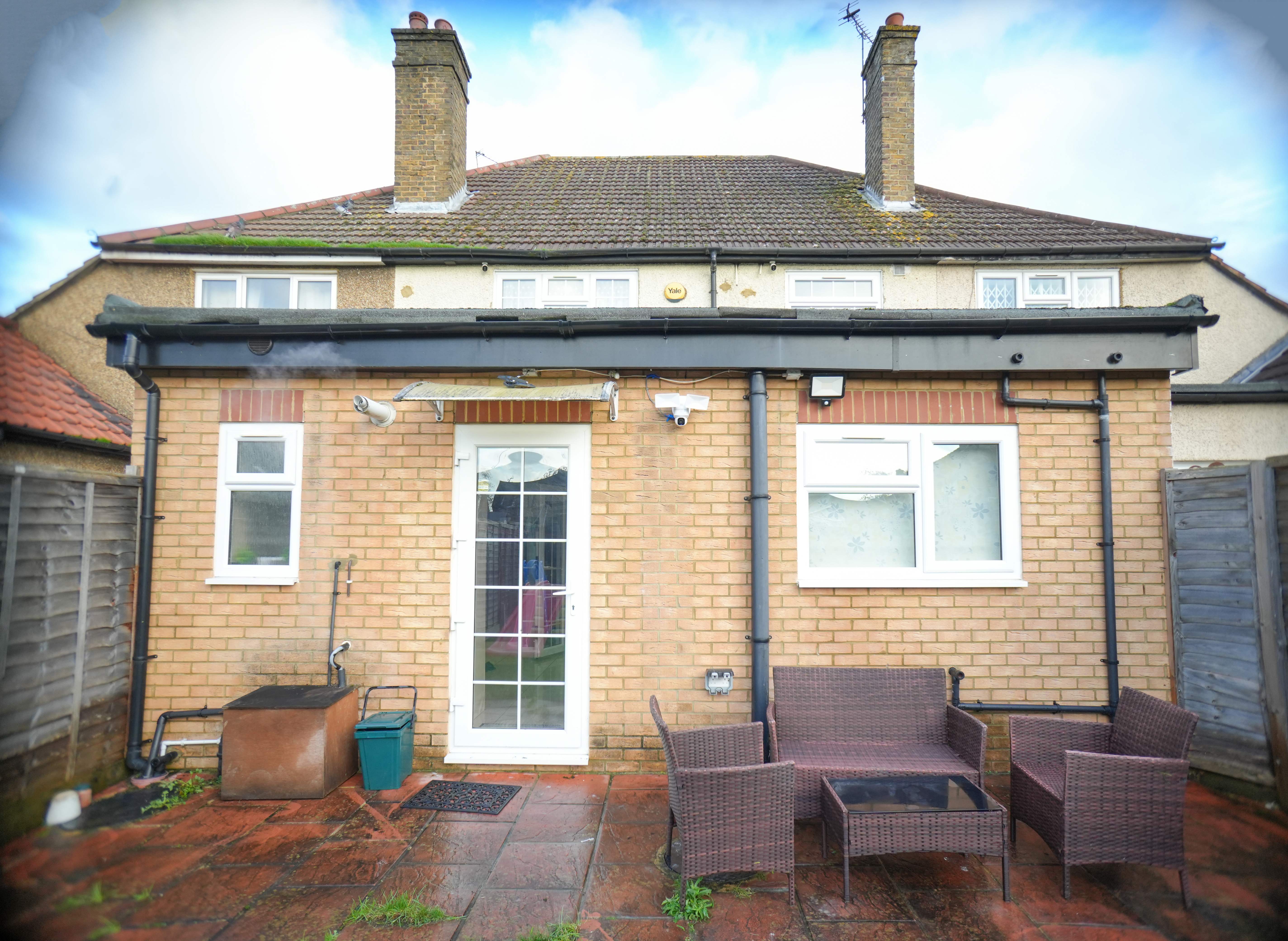 Garden and patio at the Hayes 4-Bedroom Home